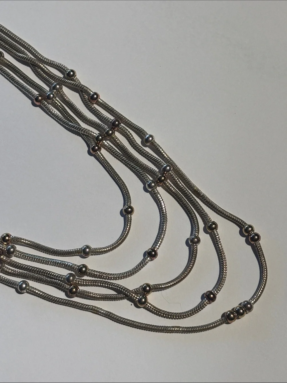 🦭 Beaded Layered Necklace - Picture 3 of 5